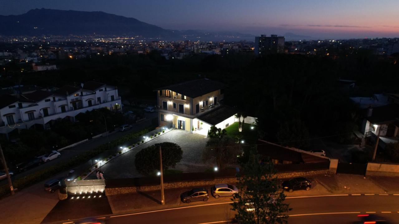 Come A Casa Bed And Breakfast 博斯科雷亚莱 外观 照片